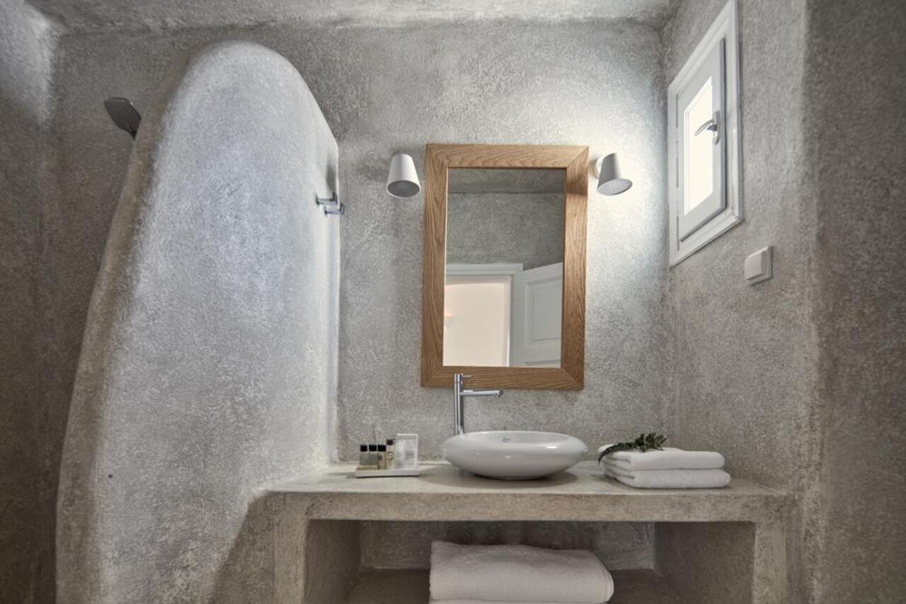 Cliff Side Suites Тира Экстерьер фото