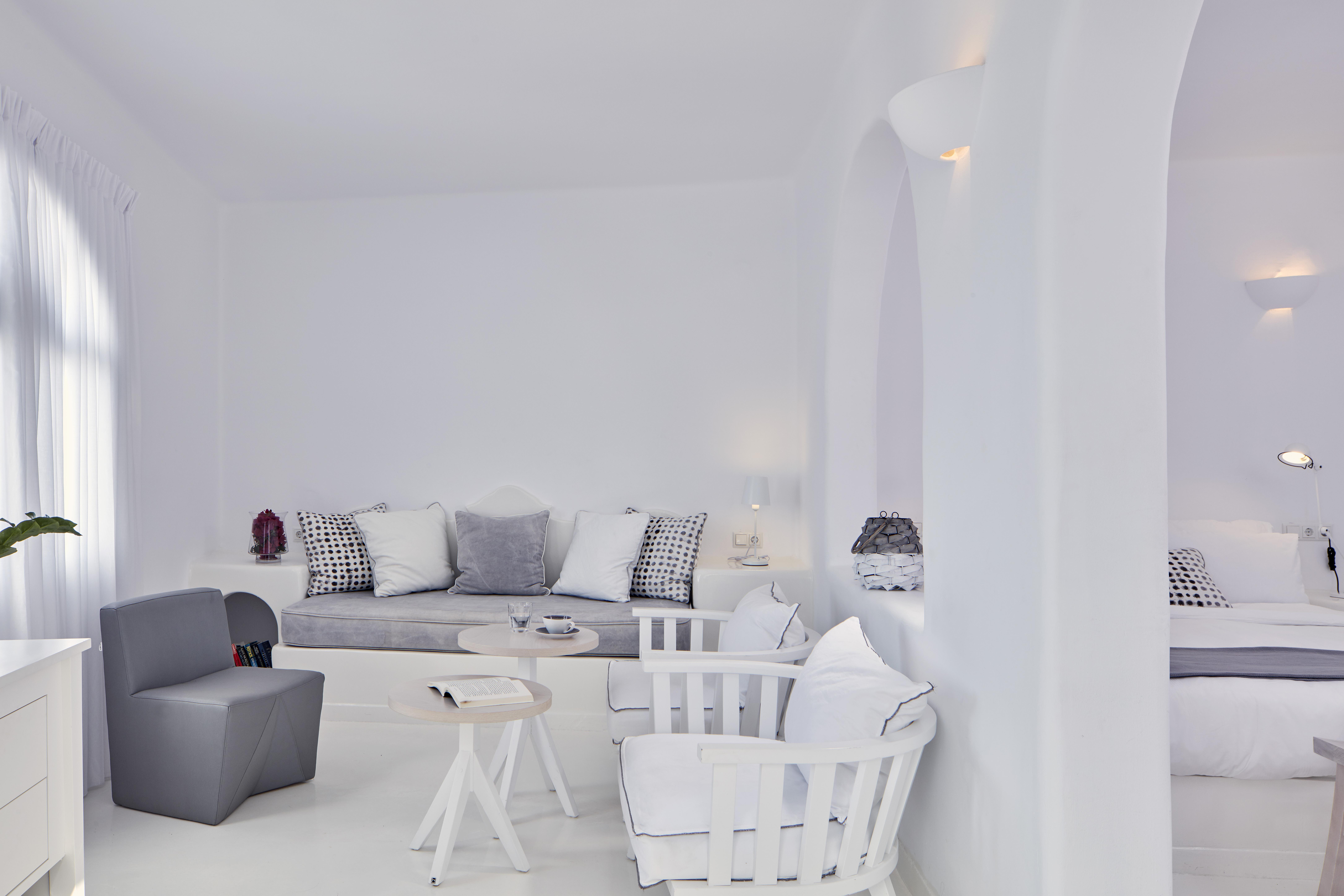 Cliff Side Suites Тира Экстерьер фото