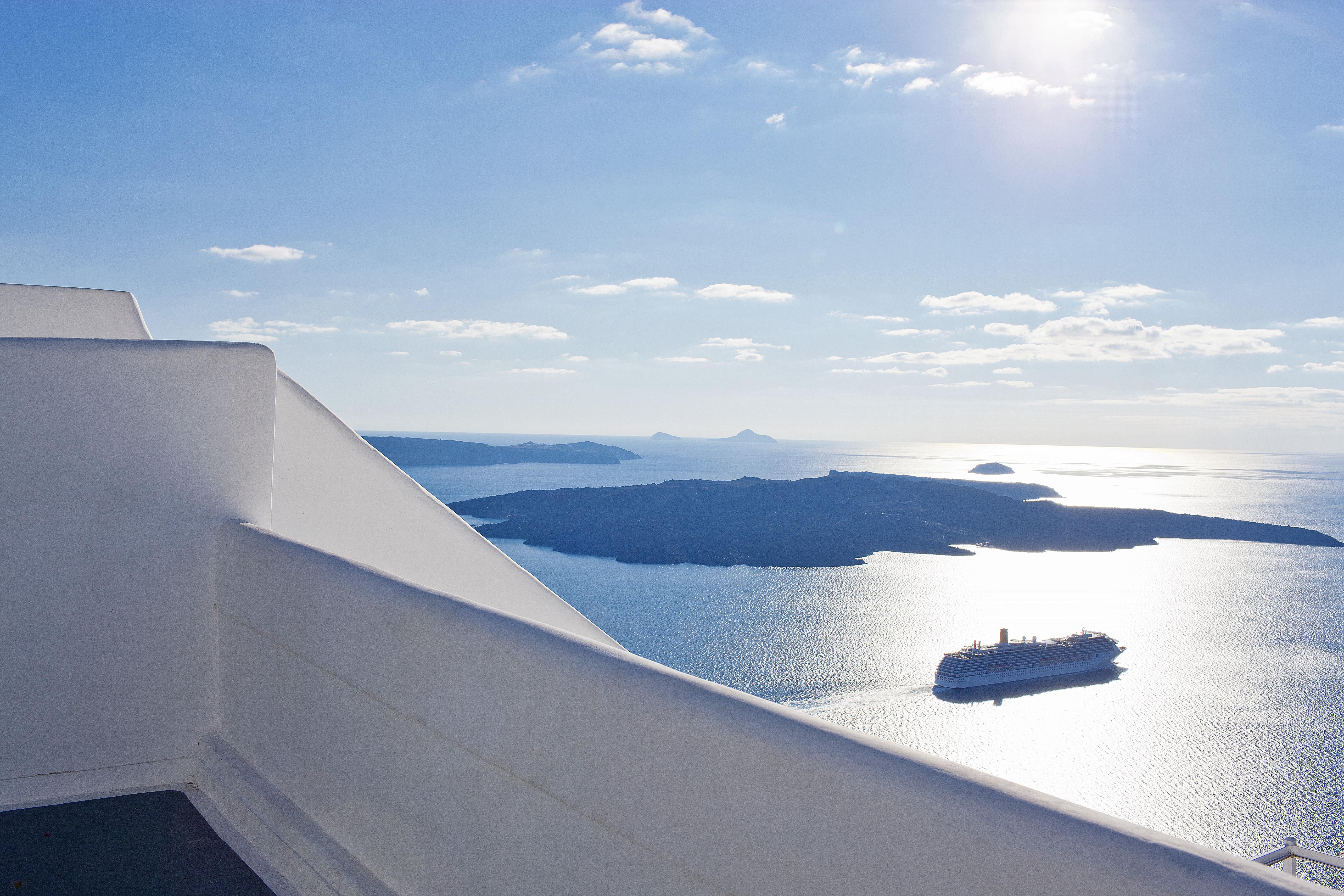 Cliff Side Suites Тира Экстерьер фото