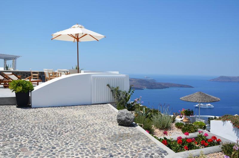 Cliff Side Suites Тира Экстерьер фото